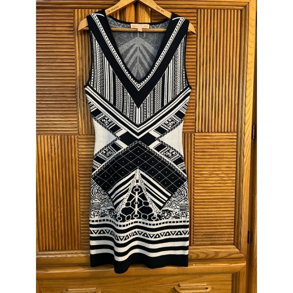 Peach Puff Dress Womens Medium Knit Sleeveless Sweater V Neck